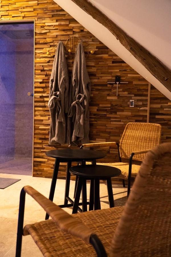 L'Evasion-Spa-Hammam-Sauna Illimite - 2 A 4 Pers サン・シル・シュル・ロワール エクステリア 写真